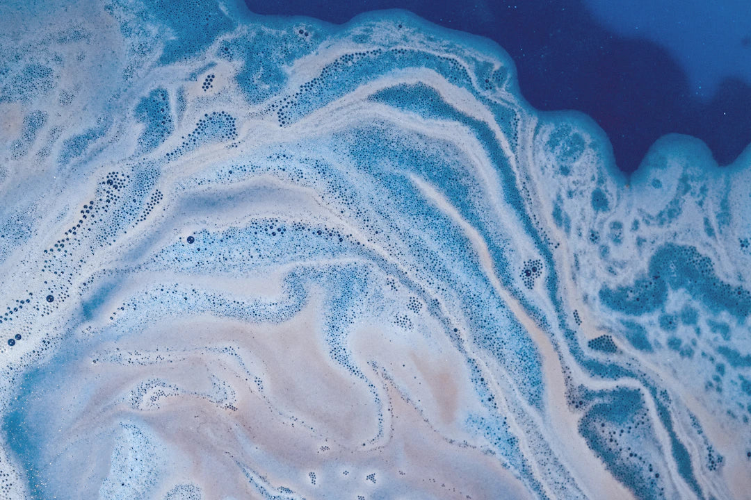 Bath Bombs vs. Bubble Baths: What’s the Difference?