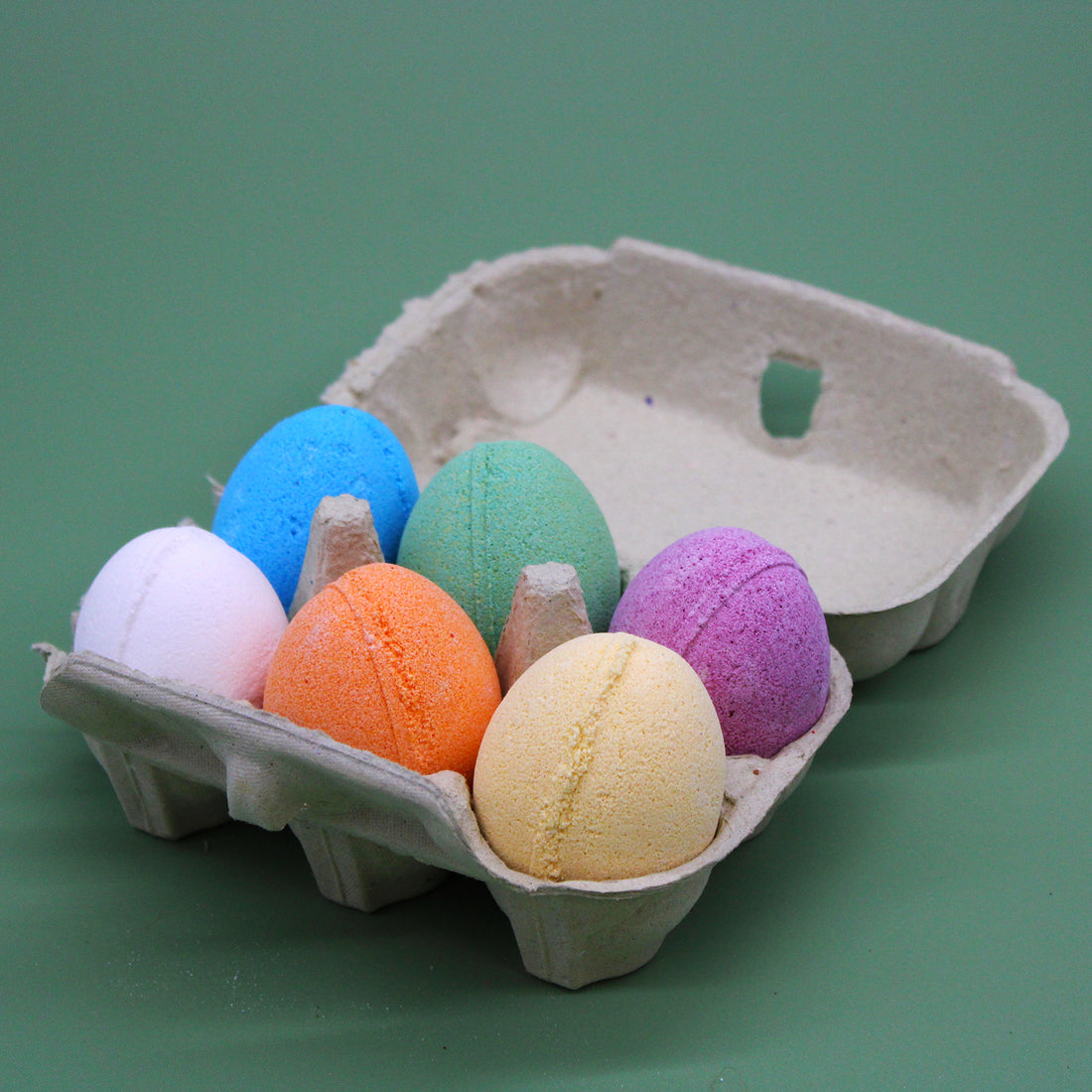 Tangerine &amp; Grapefruit Egg Shaped Bath Bomb