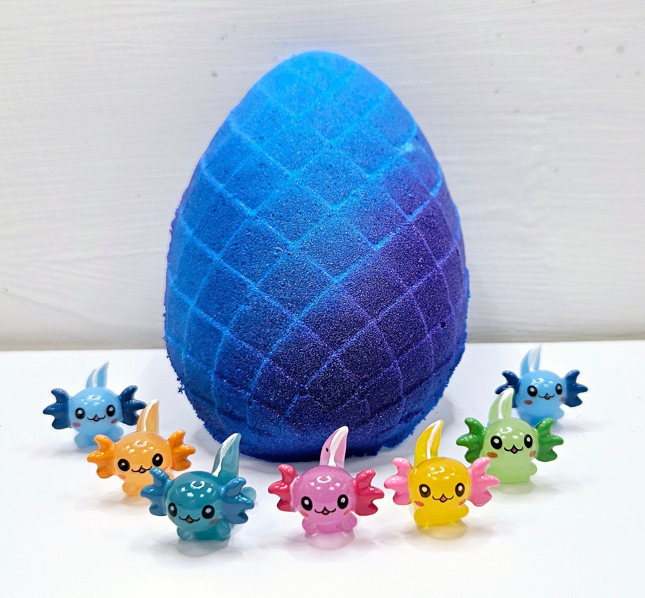 Axolotyl Surprise Hidden Toy Bath Bomb