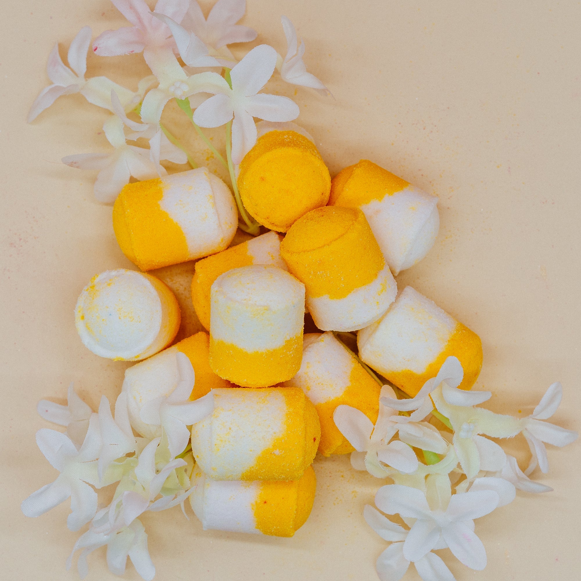 Daisies Mini Bath Bombs