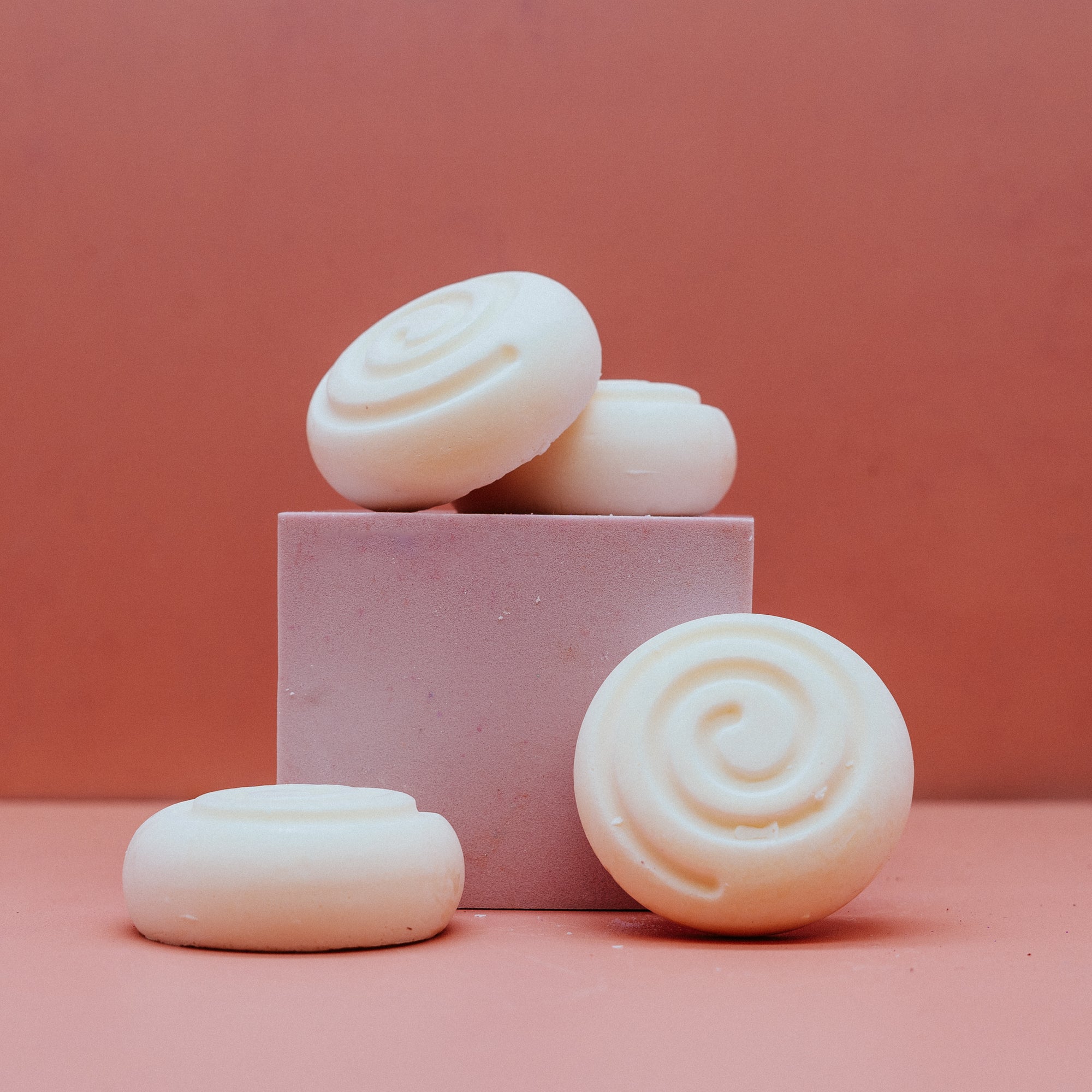 Pink Grapefruit Shampoo Bar