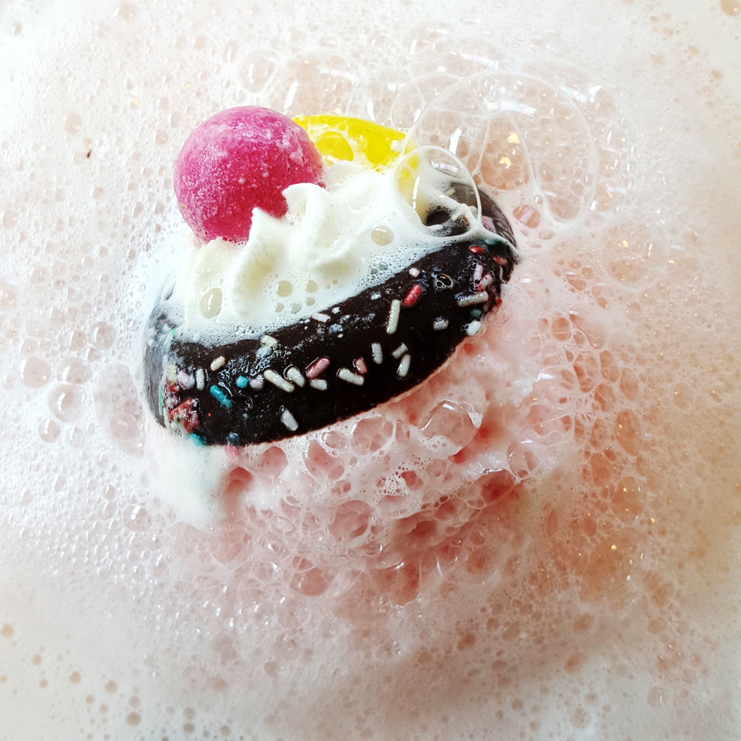 Move Over Pavlova Bath Bomb