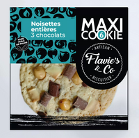 Whole hazelnut cookie – 3 chocolates