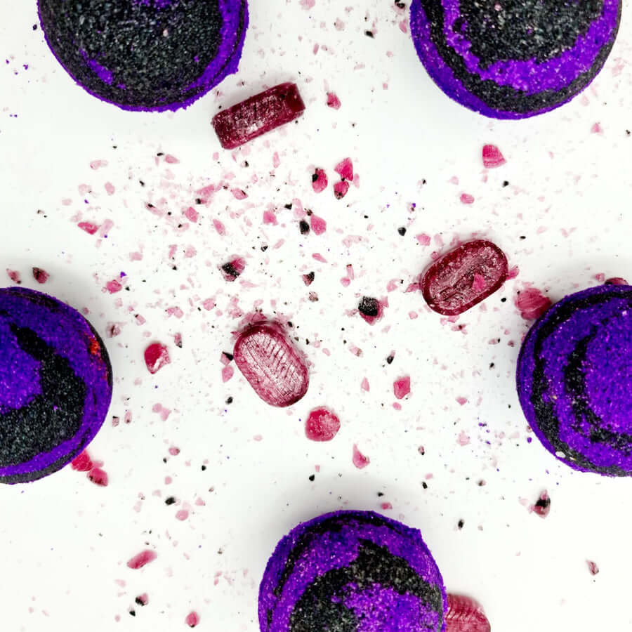 Bath Bomb Scented Blackberry &amp; Liquorice