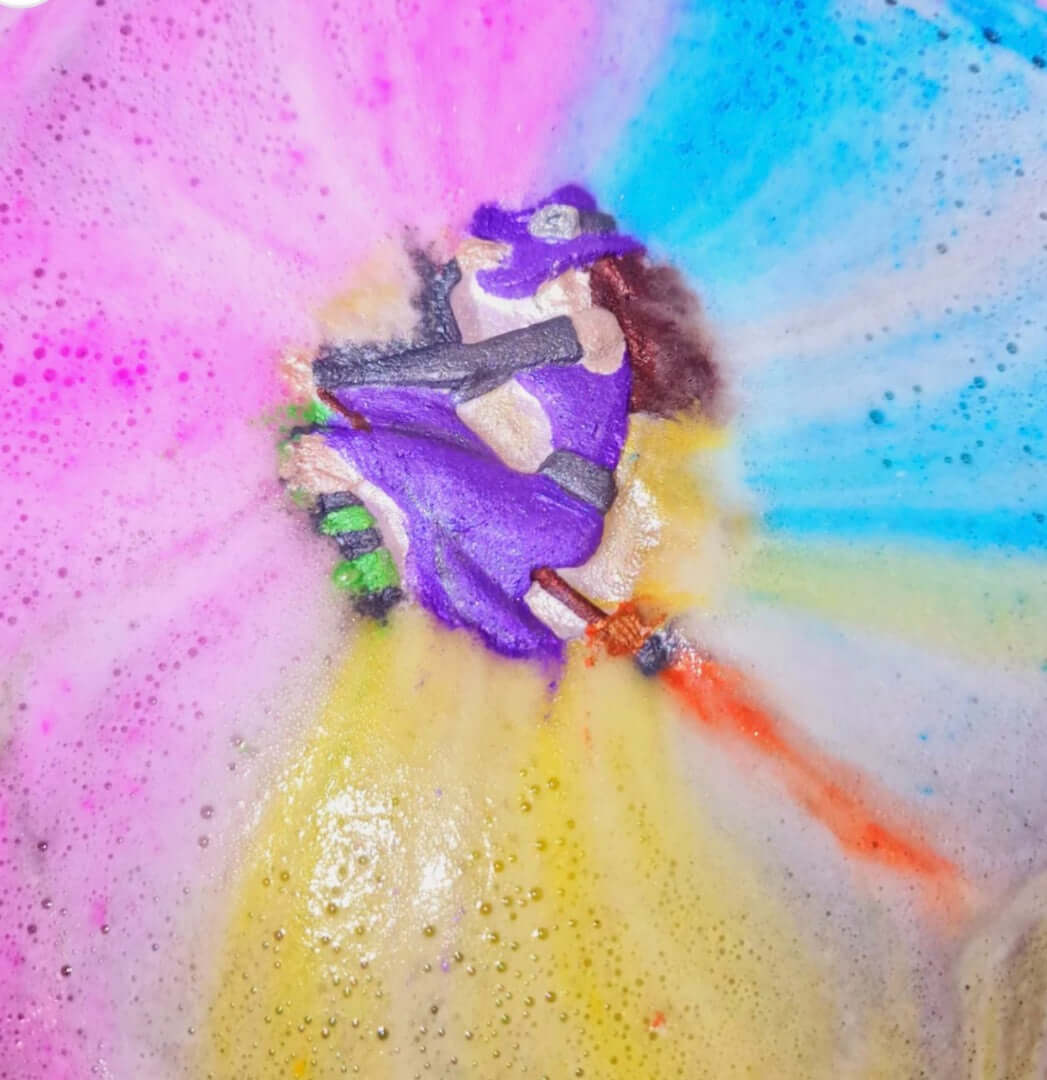 Flying Witch Bath Bomb